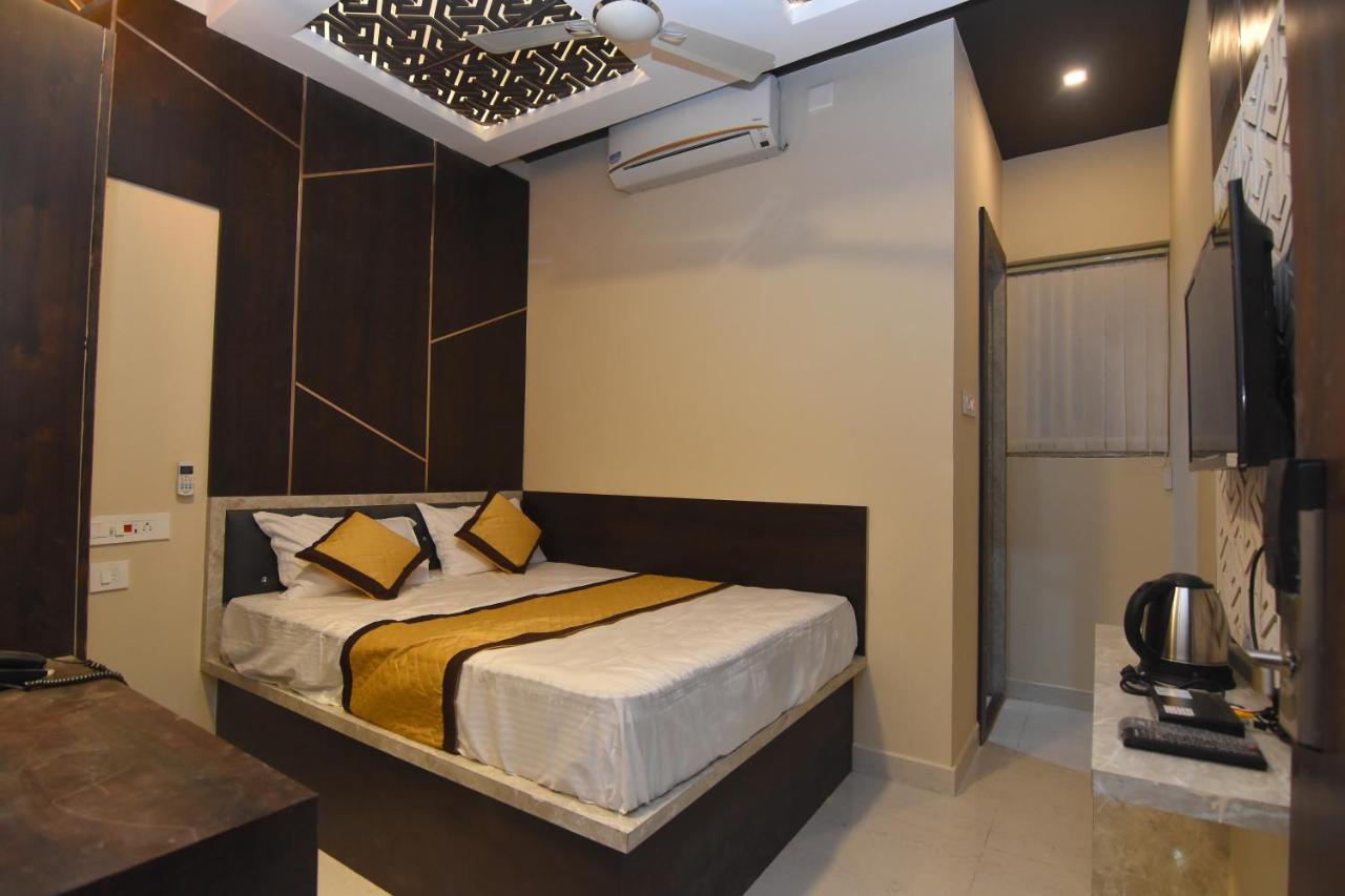 Hotel Atlantis Kumbakonam Esterno foto